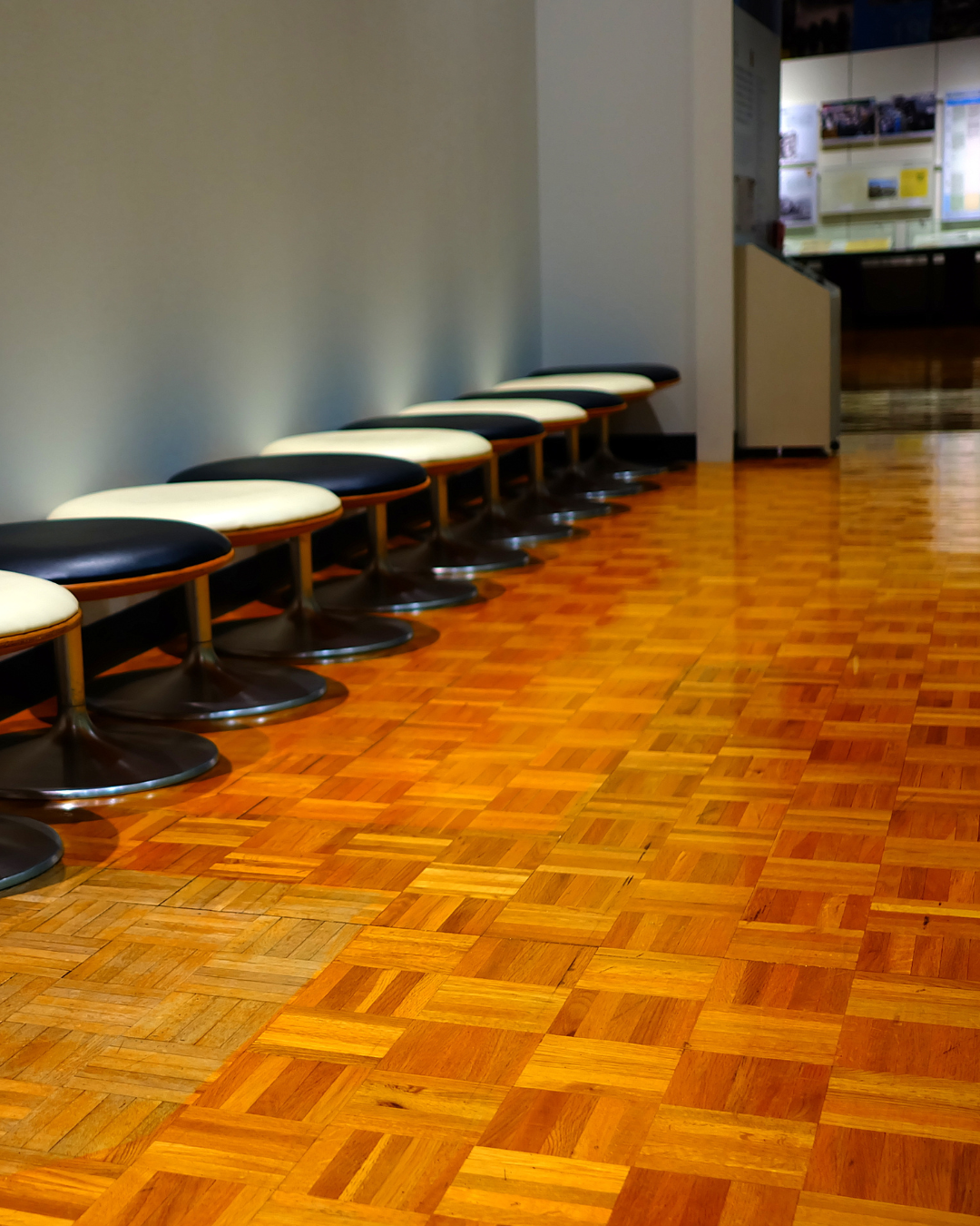 Varela Cleaning Services. Commercial cleaning in Orange County.